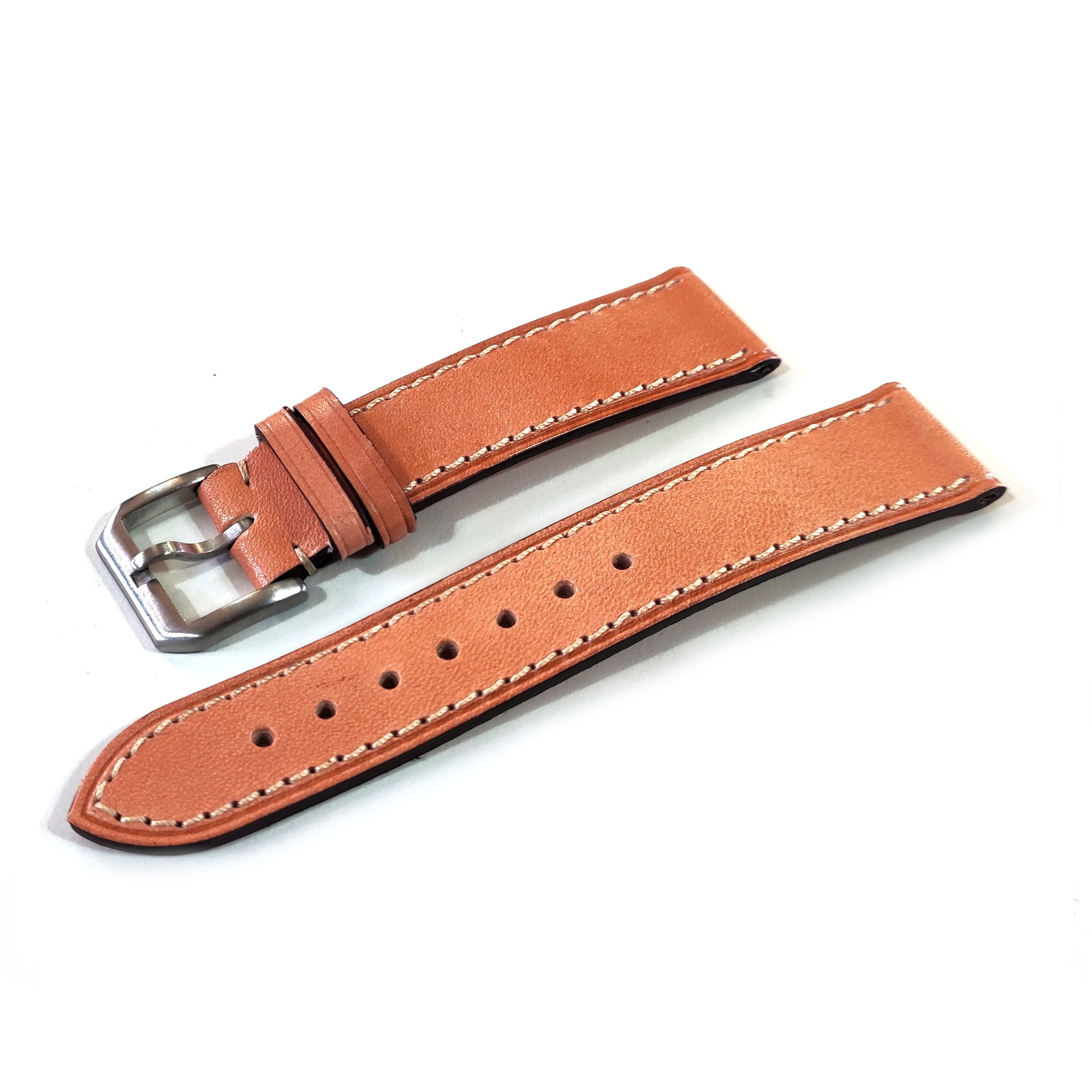 Correa de reloj artesanal en cuero de becerro Buttero italiano hecha en España.